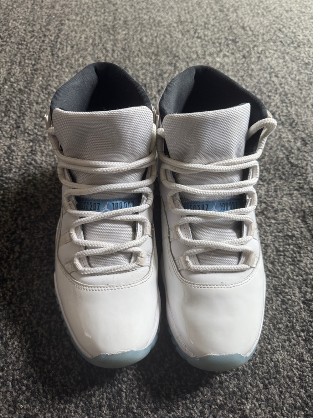 Jordan 11 Retro Legend Blue